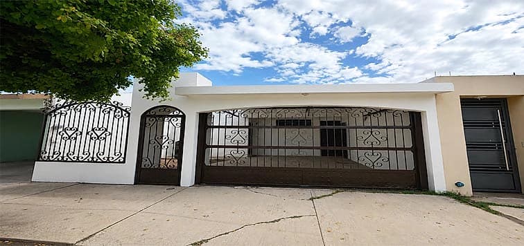 En Venta bonita Casa Una Planta, Fraccionamiento Cedros.