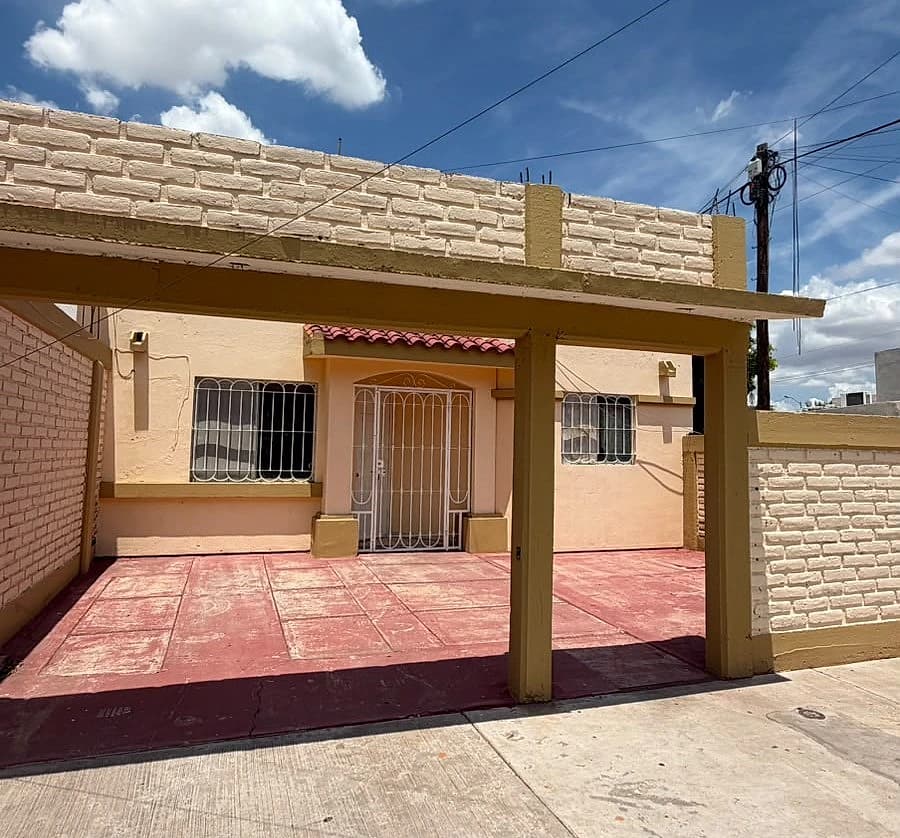 CASA EN RENTA FRACC VILLA HUITES