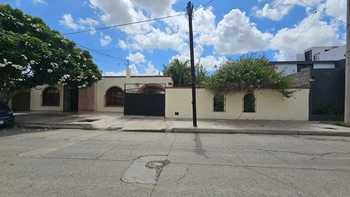 9_2985 | CASA VENTA una planta 4 recs Fracc. Grijalva | INMOBILIARIA AHOME