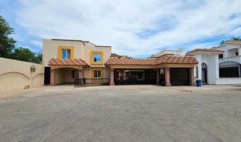 9_2614 | CASA EN VENTA con alberca Privada Las Misiones Los Mochis Sinaloa | INMOBILIARIA AHOME