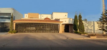 13_2871 | En Venta Hermosa Residencia, Fracc. Las Palmas | INMOBILIARIA AHOME